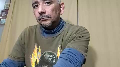 sweetcuervo independent model online show from May 31, 2026, 2:53 am