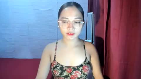 SOPHIA online show from September 9, 2025, 7:24 pm