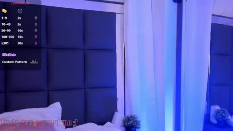 Snapshot of sweetcurly1 chatting on December 19, 2024, 2:24 pm M I A online show from December 19, 2024, 2:24 pm