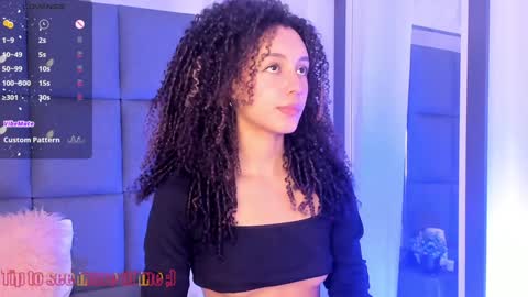Snapshot of sweetcurly1 chatting on January 16, 2025, 12:09 pm M I A online show from January 16, 2025, 12:09 pm