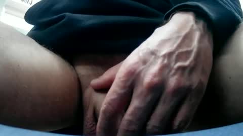 Stick around its a grower online show from May 12, 2026, 2:58 pm