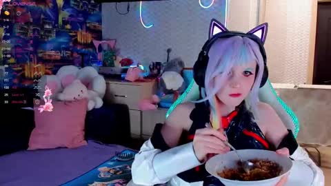 sweeteRose online show from November 10, 2025, 5:34 pm