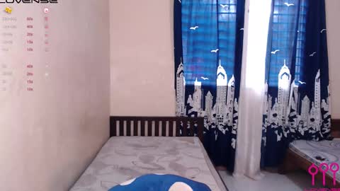 sweetkatniss online show from January 27, 2025, 1:59 am