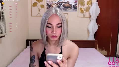 sweetkatniss online show from September 17, 2025, 5:20 am