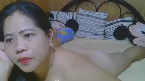 sweeteyes69xx online show from June 14, 2026, 3:47 pm
