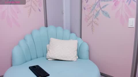 Snapshot of sweetgirl4u_ chatting on February 13, 2025, 10:12 am MIA online show from February 13, 2025, 10:12 am