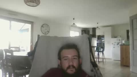 sweetguyss12 online show from November 14, 2025, 2:05 pm