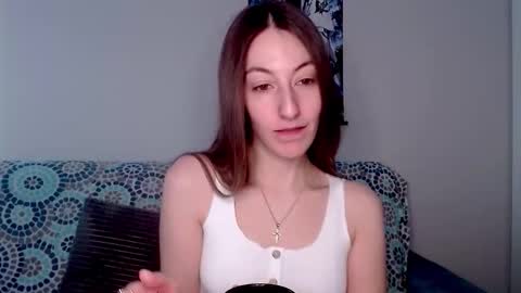 Snapshot of sweetheart_77 chatting on October 21, 2025, 8:15 am Emma online show from October 21, 2025, 8:15 am