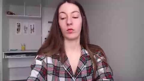 Emma  online show from March 17, 2026, 8:28 am