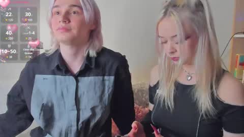 sweethearts_friends online show from April 24, 2026, 9:50 pm