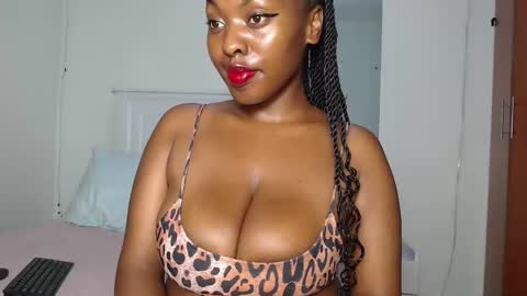 euny online show from March 8, 2025, 6:47 pm