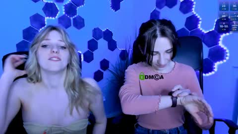 Chloe online show from April 11, 2026, 6:56 pm