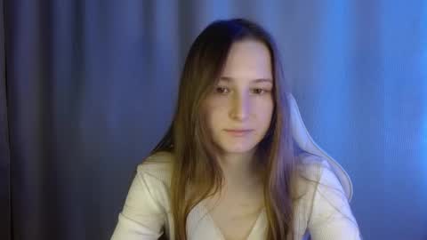 Annie online show from January 11, 2026, 8:25 pm