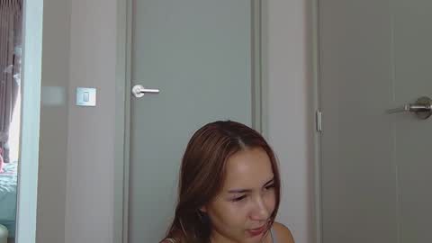 Sweetie Natasha online show from February 24, 2025, 6:05 am