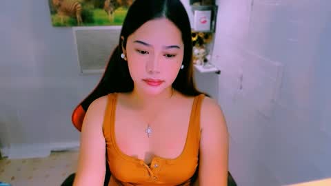 Nicole online show from October 26, 2025, 2:06 am