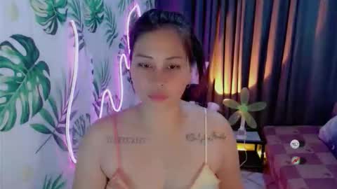 Snapshot of sweetjynn1995 chatting on April 19, 2026, 8:02 am Sweet Jynn95 online show from April 19, 2026, 8:02 am