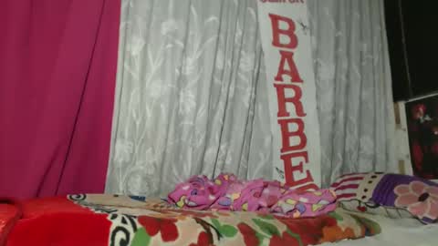 Snapshot of sweetlatinakim chatting on September 14, 2025, 5:39 am Camilo online show from September 14, 2025, 5:39 am