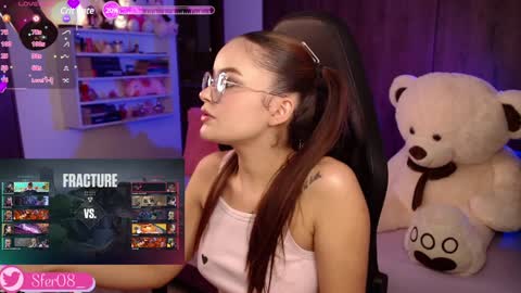 Snapshot of sweetlee_1 chatting on January 18, 2025, 10:06 pm    online show from January 18, 2025, 10:06 pm