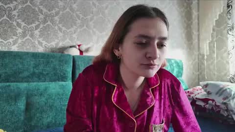 sweetliaison online show from February 4, 2026, 7:25 am