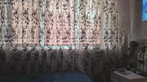 sweetliaison online show from March 19, 2026, 5:33 am