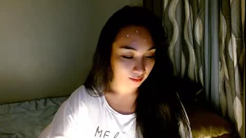 Snapshot of sweetlilly_18 chatting on March 12, 2026, 12:00 pm Lilly online show from March 12, 2026, 12:00 pm