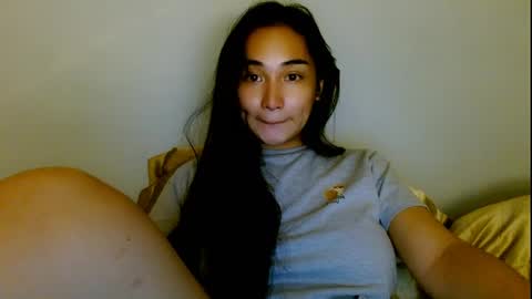 Snapshot of sweetlilly_18 chatting on April 12, 2026, 2:44 pm Lilly online show from April 12, 2026, 2:44 pm