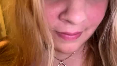 Lisa  online show from March 6, 2025, 8:05 pm