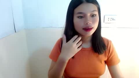 sweetlovely_68 online show from February 11, 2026, 11:48 am
