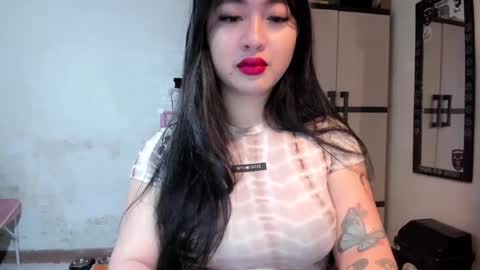 Snapshot of sweetlovepinay04 chatting on February 25, 2025, 8:19 pm Zoe online show from February 25, 2025, 8:19 pm