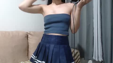 sweetmeeoowe_69 online show from June 13, 2026, 1:20 pm