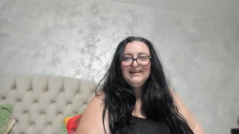 sweetmiki9 online show from April 20, 2026, 7:26 pm