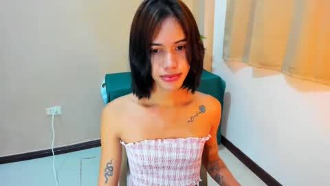 Snapshot of sweetnspisy69 chatting on November 2, 2025, 1:08 am Erica online show from November 2, 2025, 1:08 am