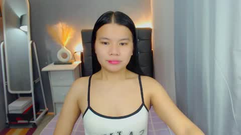 Snapshot of sweetnwildts chatting on May 10, 2026, 1:44 am Ghena online show from May 10, 2026, 1:44 am
