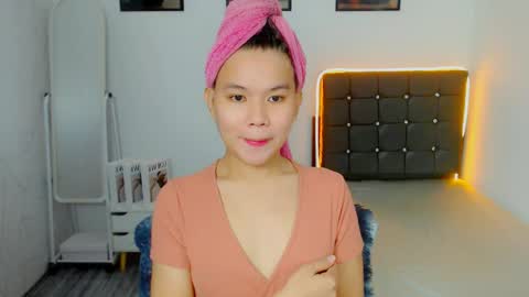 Snapshot of sweetnwildts chatting on May 27, 2026, 12:13 pm Ghena online show from May 27, 2026, 12:13 pm