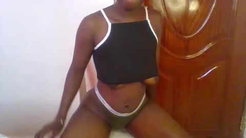 sweetpasion2 online show from March 1, 2025, 9:18 am