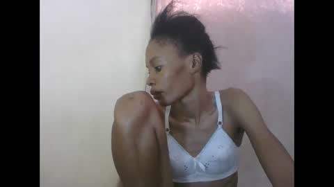 ESTHER online show from April 2, 2026, 6:11 am