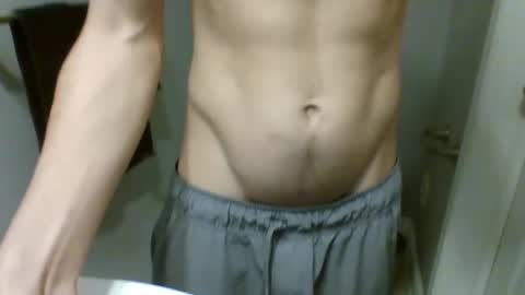 sweetprincelove online show from November 17, 2025, 8:58 pm