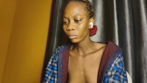 slim ivy online show from May 18, 2026, 4:18 am