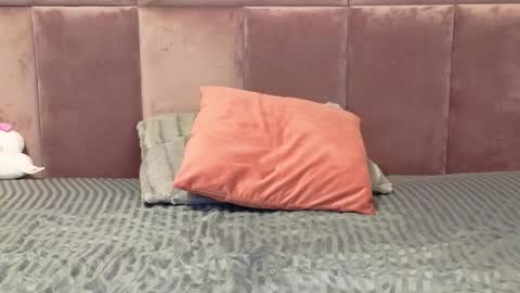 SweetScribe online show from February 4, 2025, 10:00 am