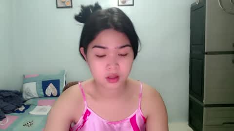 Sweetseduction98 online show from February 3, 2025, 5:46 pm