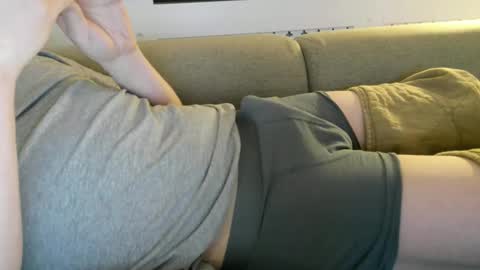 sweetsinner83 online show from April 13, 2026, 7:08 pm