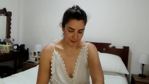Dianis online show from September 17, 2025, 8:32 pm