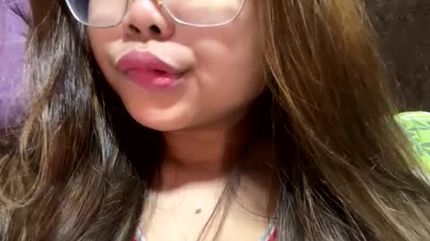 sweetspicyy online show from April 8, 2026, 2:50 pm