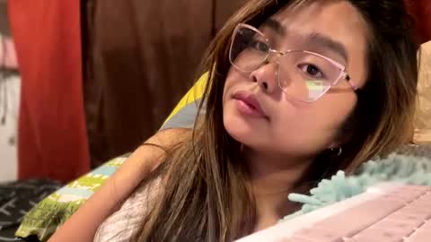 sweetspicyy online show from April 9, 2026, 6:41 am