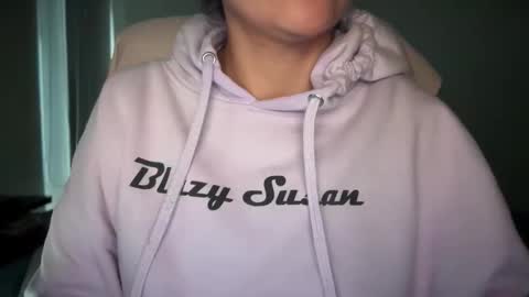 sweetssmashed online show from September 11, 2025, 4:29 pm