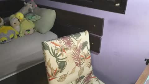 Snapshot of sweetsuika chatting on February 26, 2025, 7:20 am suika online show from February 26, 2025, 7:20 am