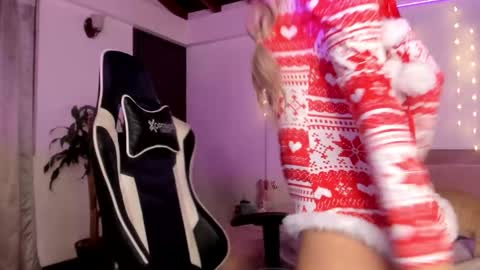 Cat independent model  online show from December 20, 2024, 1:14 am