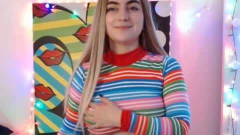 IG  valeen mo Vale   My schedule  Monday to Friday900 am - 300 pm  online show from December 5, 2024, 3:06 pm