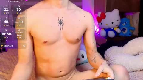 Snapshot of sweettfoxx chatting on February 26, 2026, 7:24 pm Neffer online show from February 26, 2026, 7:24 pm