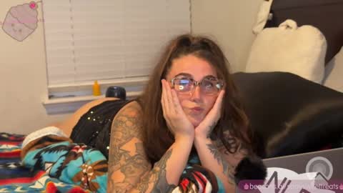 sweettreatz26 online show from May 29, 2026, 2:42 am